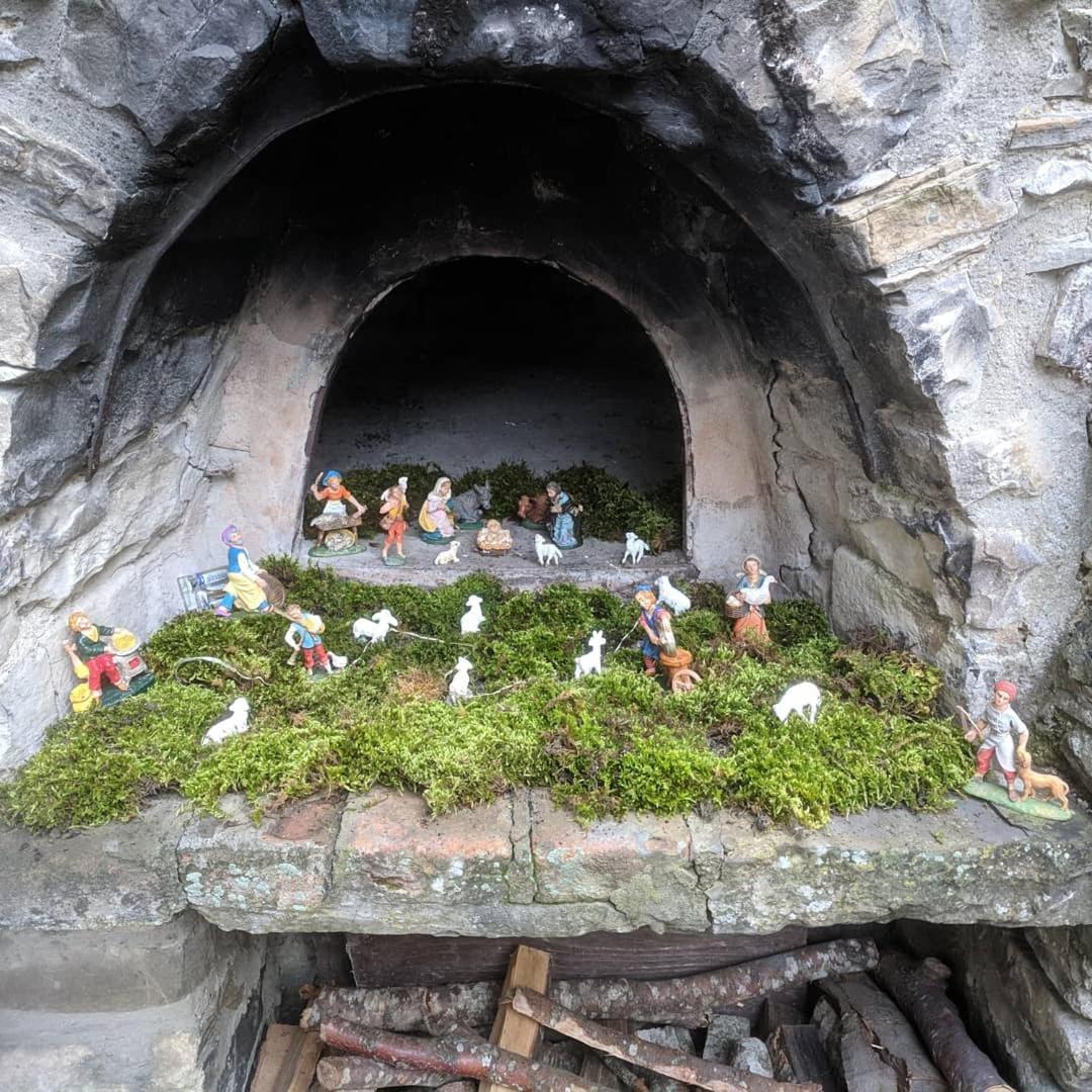 Albergo Diffuso Casa Delle Favole Ferriere Bagian luar foto