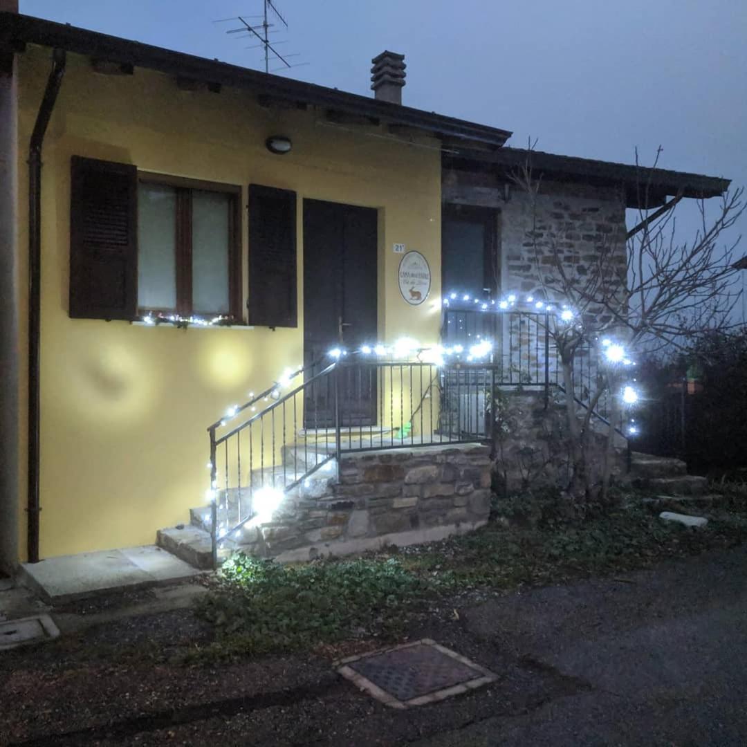 Albergo Diffuso Casa Delle Favole Ferriere Bagian luar foto